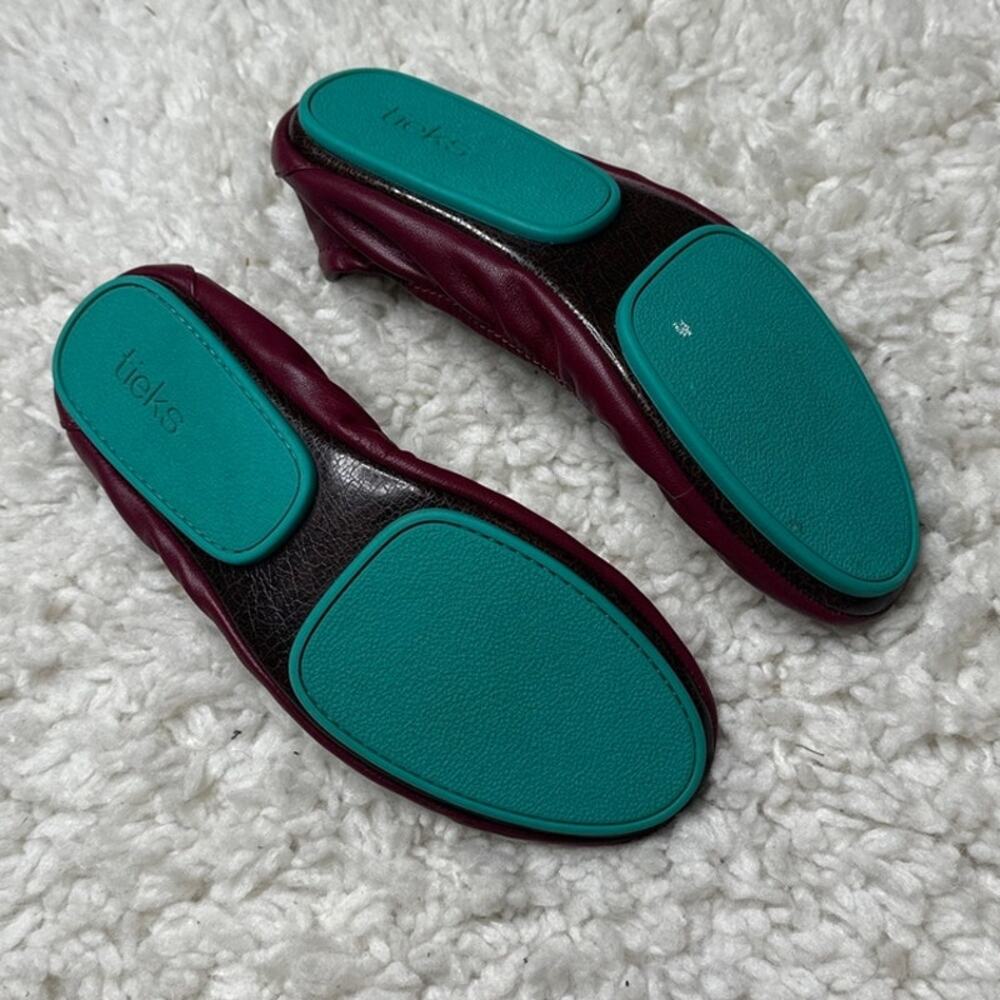 Tieks Burgundy Ballet Flats Women's Size 8 Foldable Convenient Comfortable Cute - Picture 3 of 7